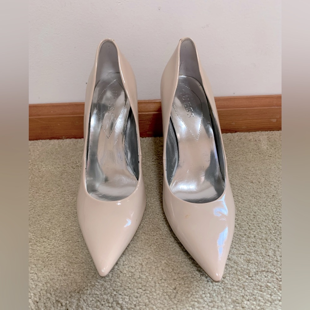Guess Heel